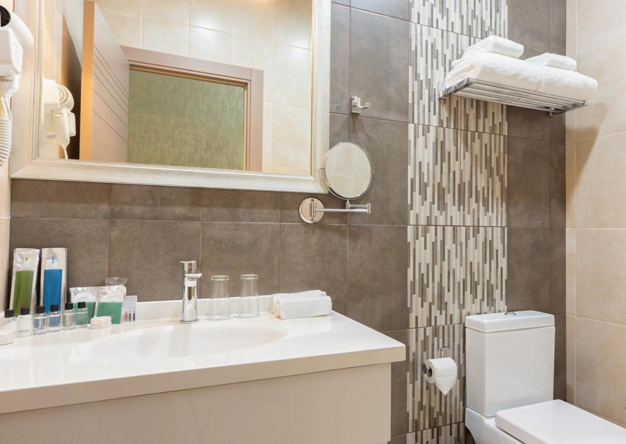 Dave Hotel Jerevan Eksteriør billede