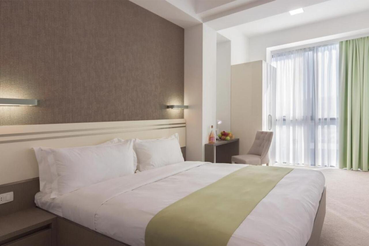 Dave Hotel Jerevan Eksteriør billede