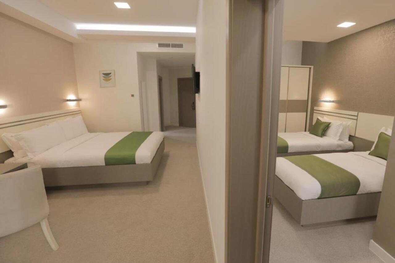 Dave Hotel Jerevan Eksteriør billede