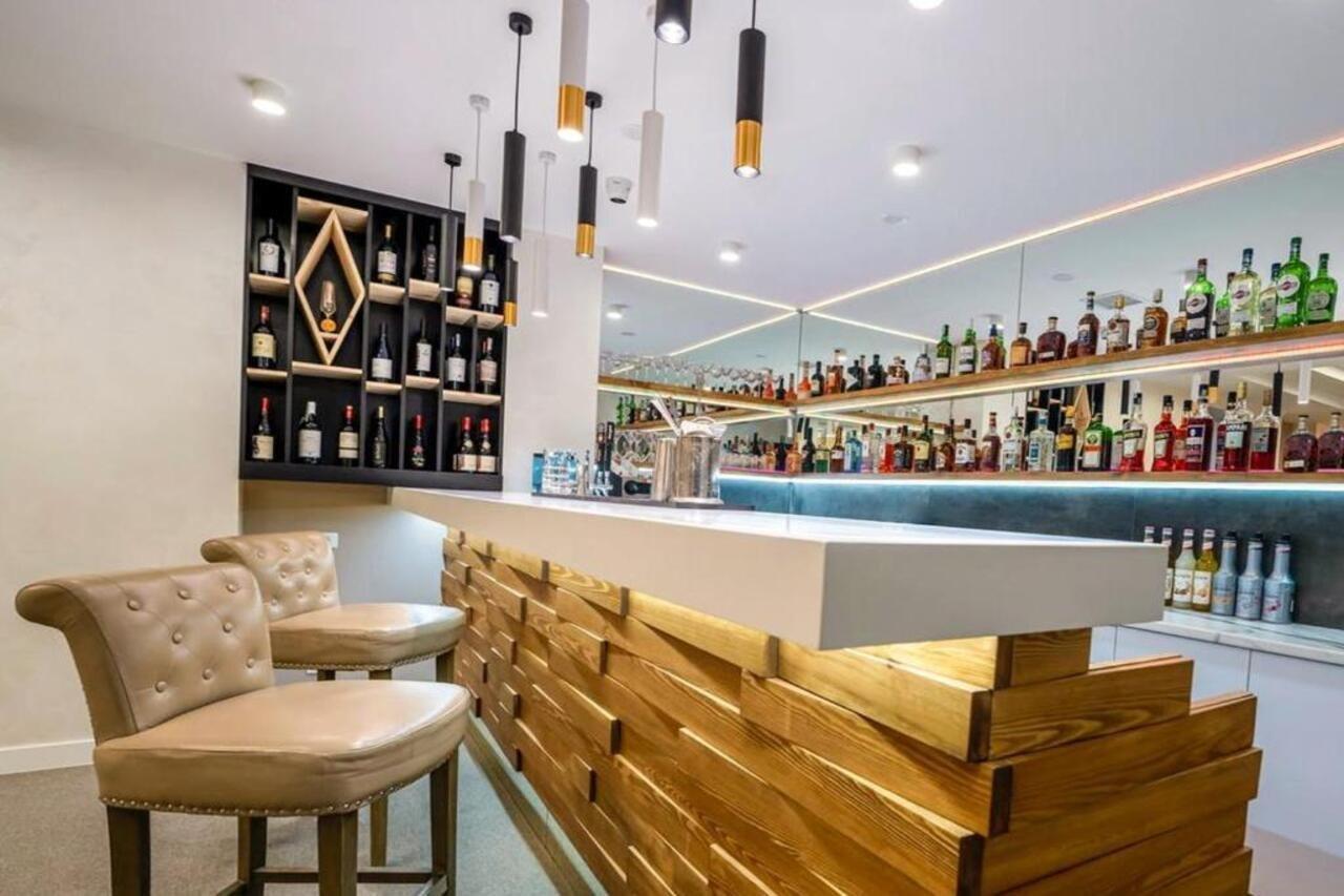 Dave Hotel Jerevan Eksteriør billede